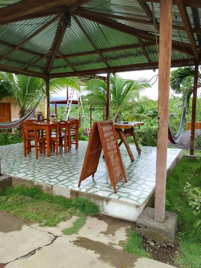 Hostal Bullshark Altagracia Exterior photo