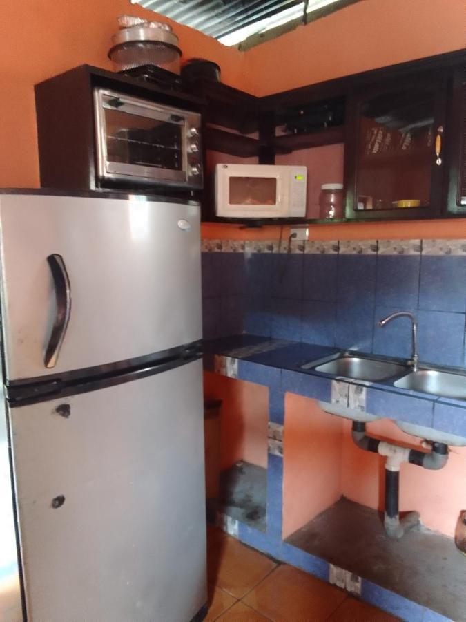 Hostal Bullshark Altagracia Exterior photo