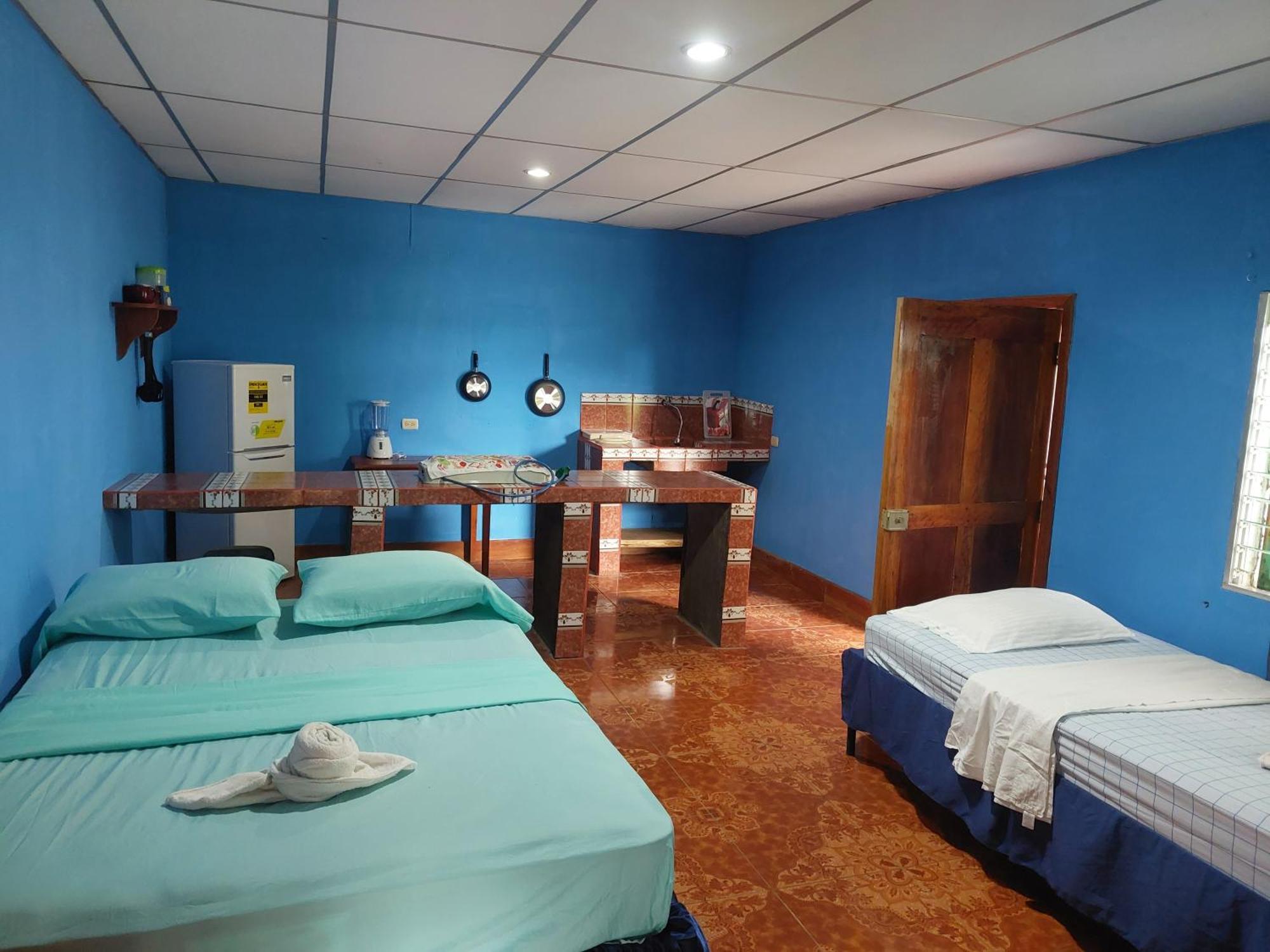 Hostal Bullshark Altagracia Exterior photo
